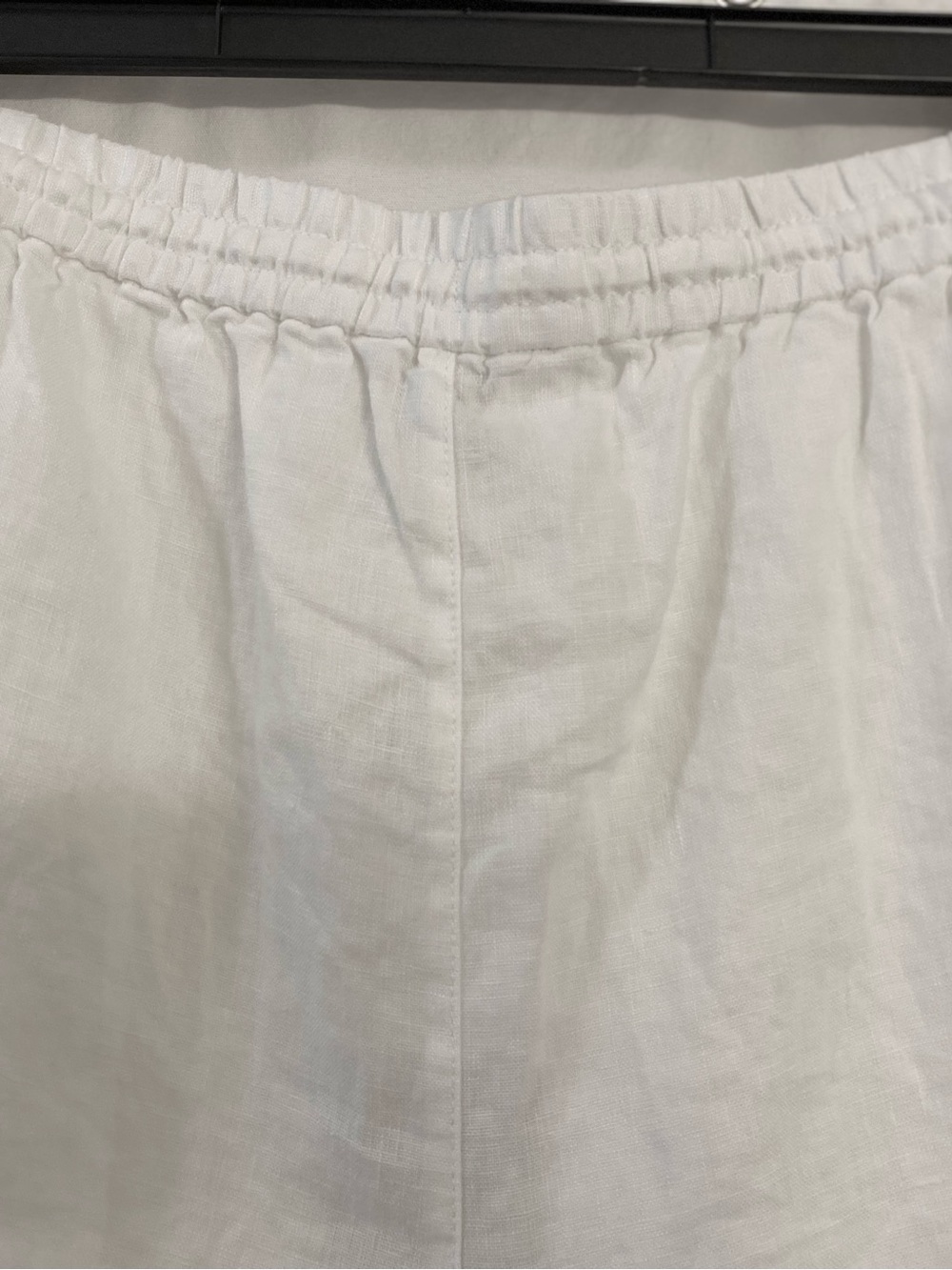 Tommy Bahama White Linen Drawstring Shorts. NWT. Size L. Loose Fit, 2 Pockets. - Picture 7 of 13